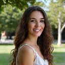 Ritratto di Laura Gialli, cliente soddisfatta